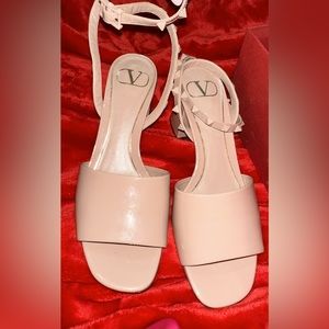 So cute and stylish can match anything!